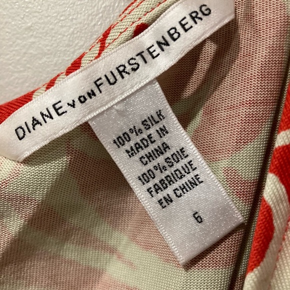 Diane Von Furstenberg silk wrap top - Picture 4 of 4